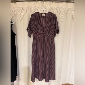 Urban Outfitters Midi, button up dress in a Wine/Merlot color. Size M.